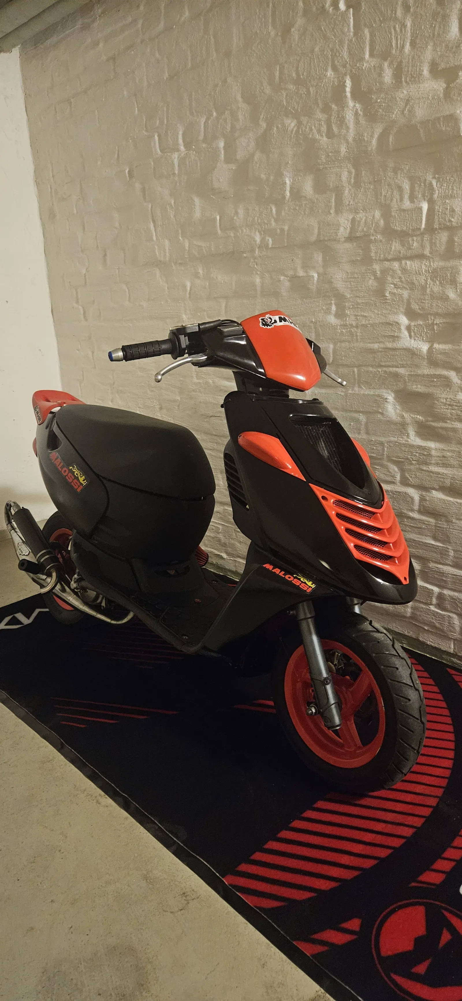 Aprilia Sonic LC TS6