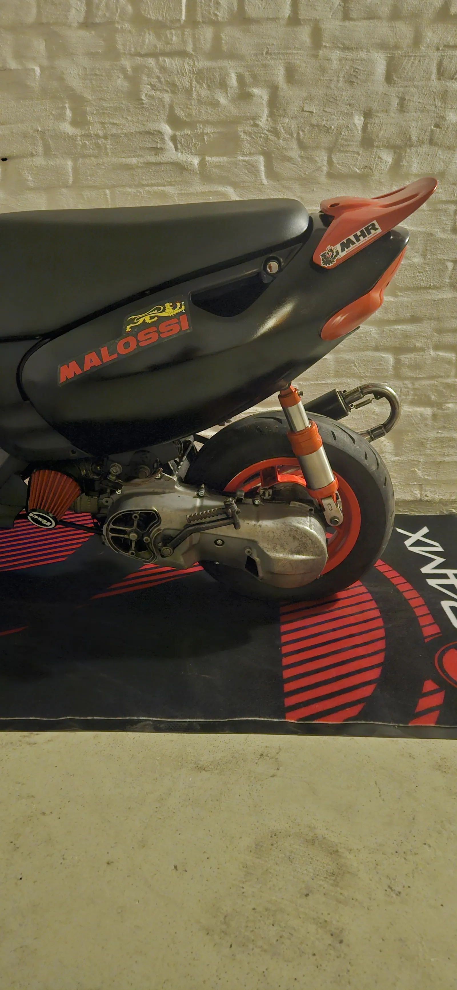 Aprilia Sonic LC TS6