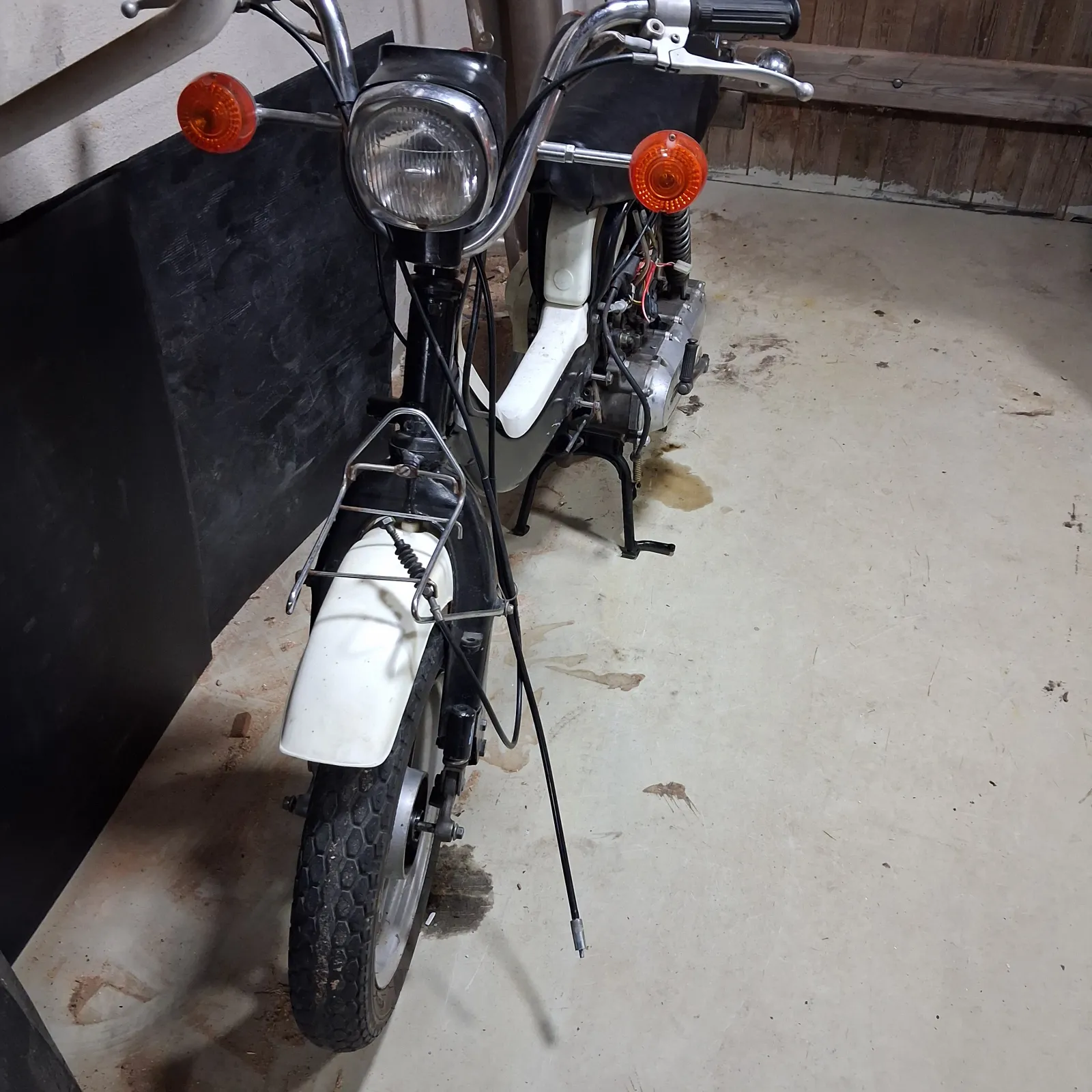 Suzuki fz50